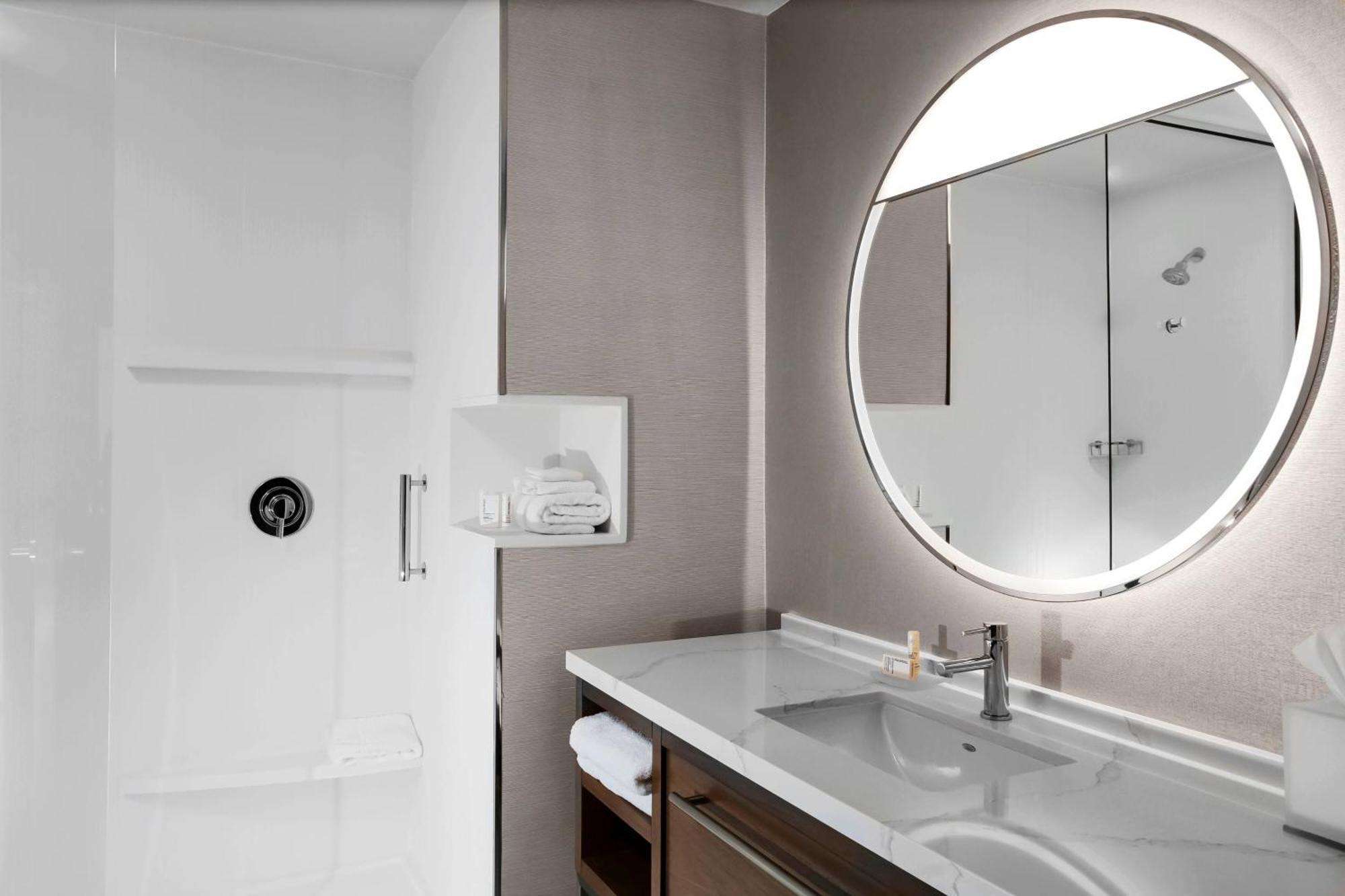 Courtyard By Marriott Thomasville Downtown Ngoại thất bức ảnh