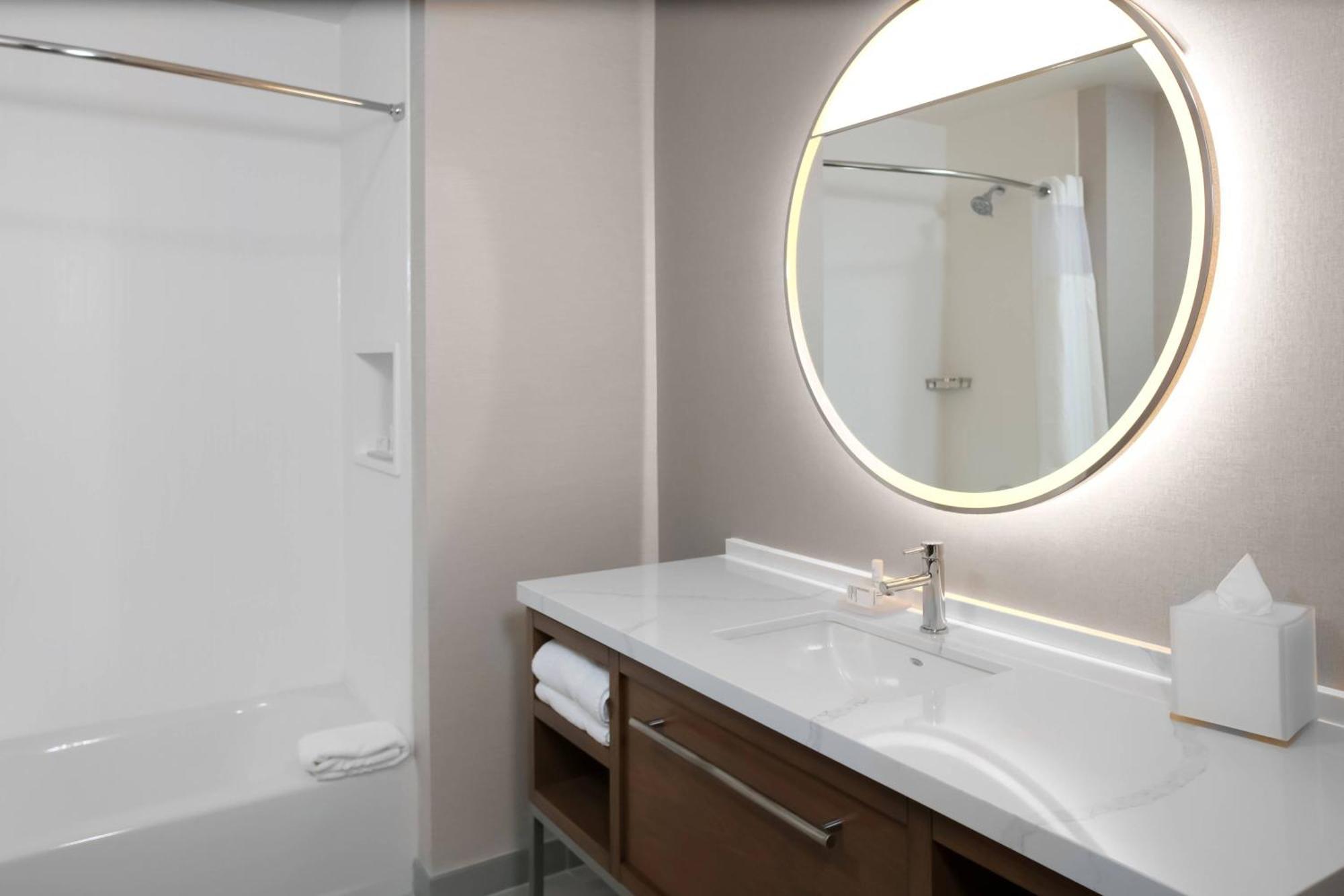 Courtyard By Marriott Thomasville Downtown Ngoại thất bức ảnh