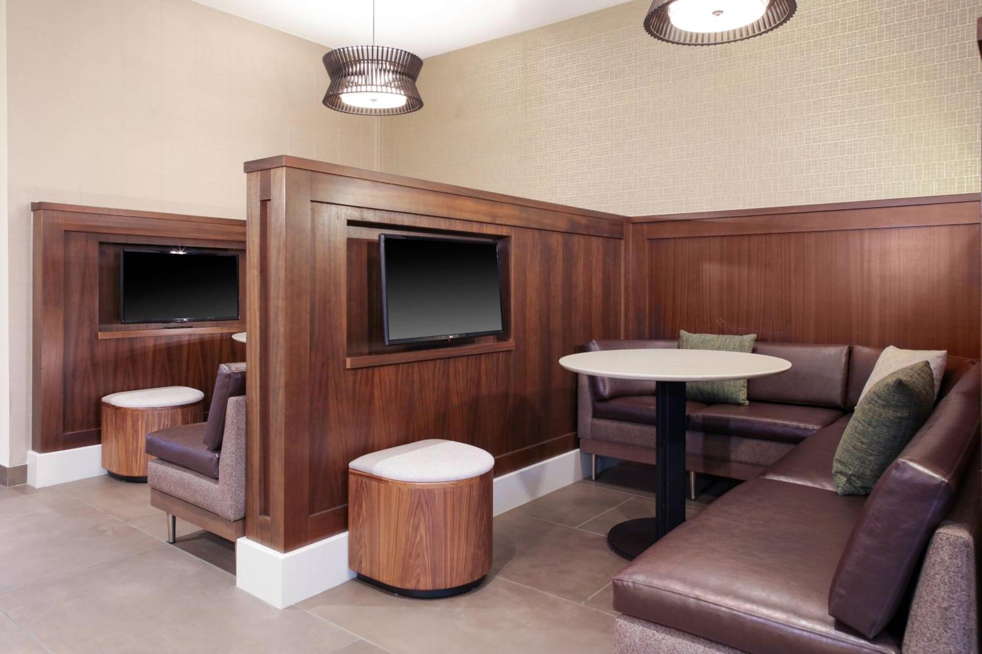 Courtyard By Marriott Thomasville Downtown Ngoại thất bức ảnh